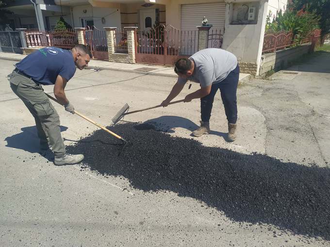 Εργασίες αποκατάστασης του οδοστρώματος